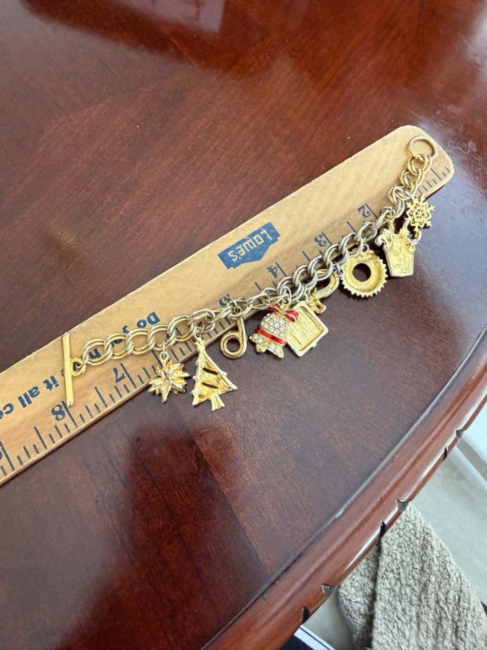 Vintage Bloomingdales Christmas Charm Bracelet 1970's-80's - Picture 3 of 3